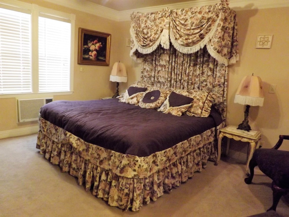 Amid Summer's Inn B&B - thumb 4