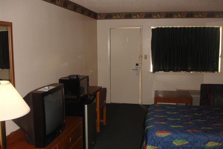 Value Lodge Brownwood - thumb 4