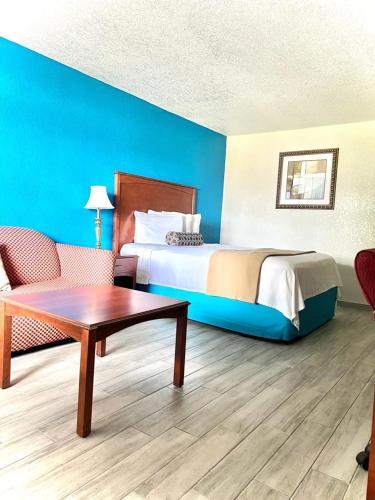 Royale Inn - thumb 2