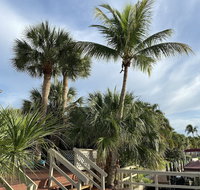 Hideaway Waterfront Resort  Hotel - Accommodation China