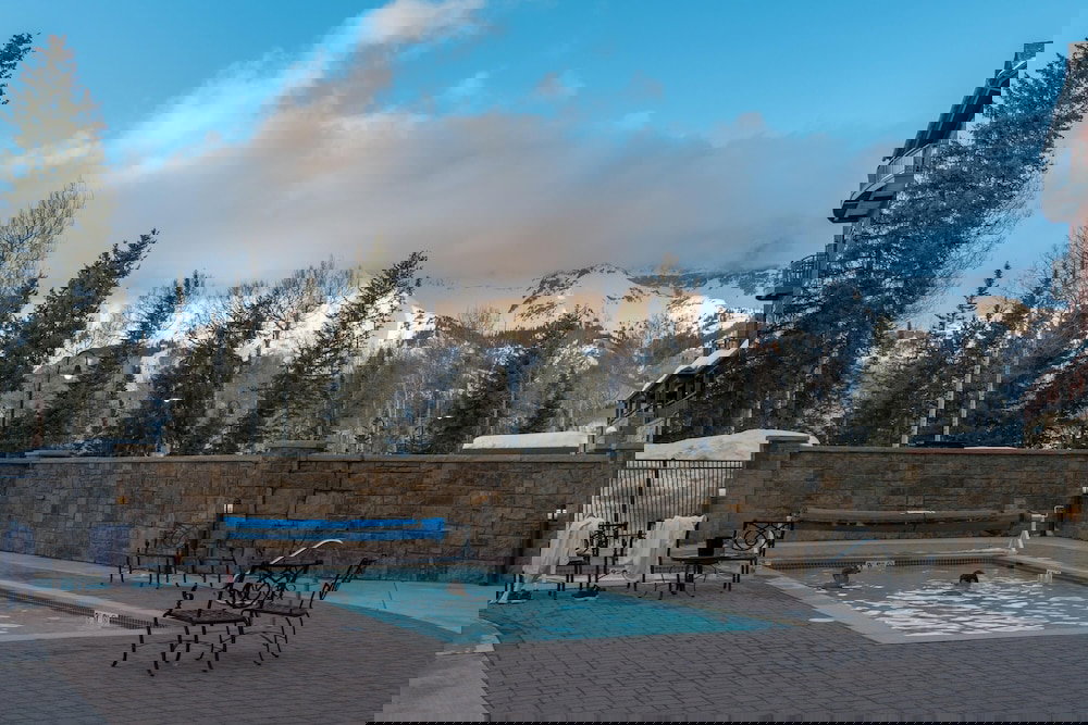 Bear Creek Lodge - thumb 4