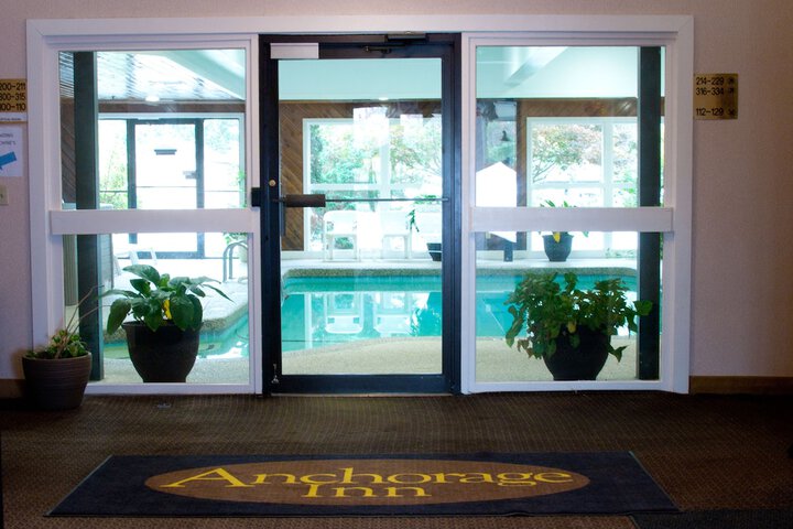 Anchorage Inn - thumb 3