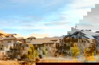 Black Bear Lodge by CB Lodging