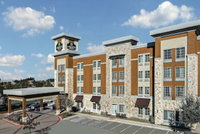 La Quinta Inn  Suites by Wyndham Austin - Cedar Park