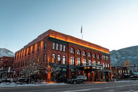 Hotel Jerome Auberge Resorts Collection