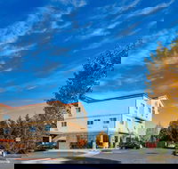 Best Western Plus Battle Ground Inn  Suites - Tourism Bookings