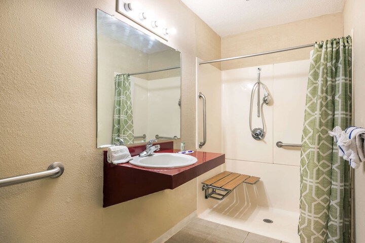 Knights Inn Fayetteville - thumb 4