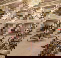 DoubleTree by Hilton Utica - Tourism Bookings