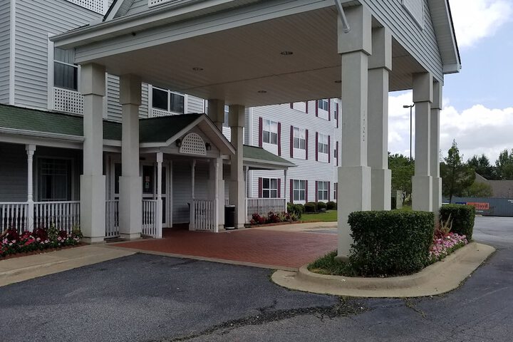 Country Inn & Suites By Radisson, Columbus, GA - thumb 1