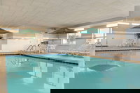 Country Inn  Suites by Radisson Peoria North IL