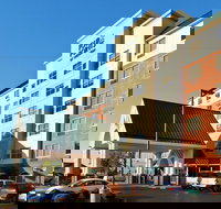 Four Points by Sheraton Louisville Airport - Tourism Bookings