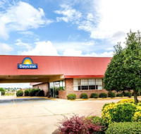 Days Inn by Wyndham Batesville - Tourism Bookings