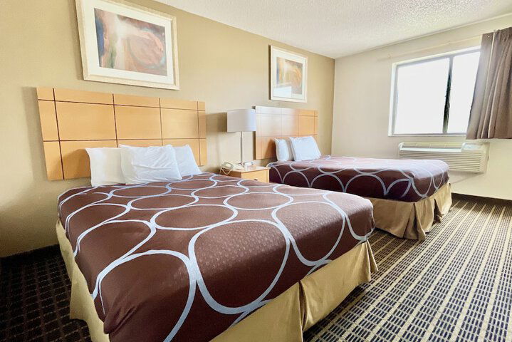 Quincy Inn And Suites - thumb 6