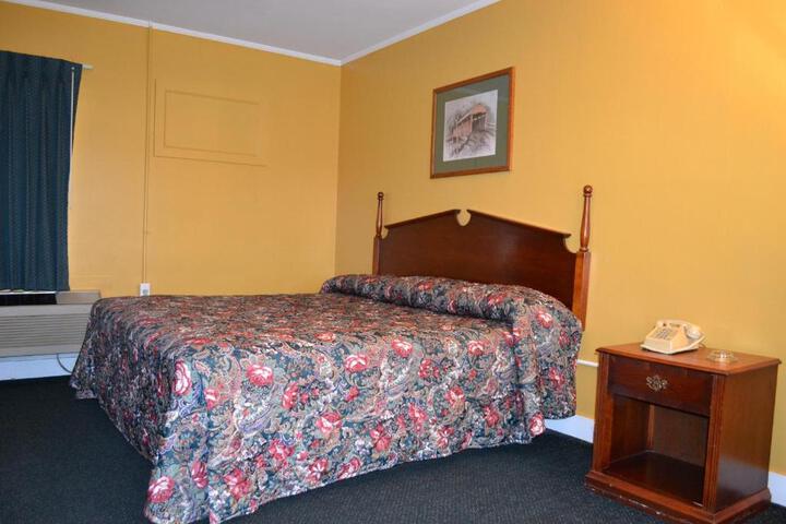 Royal Inn Albertville - thumb 5