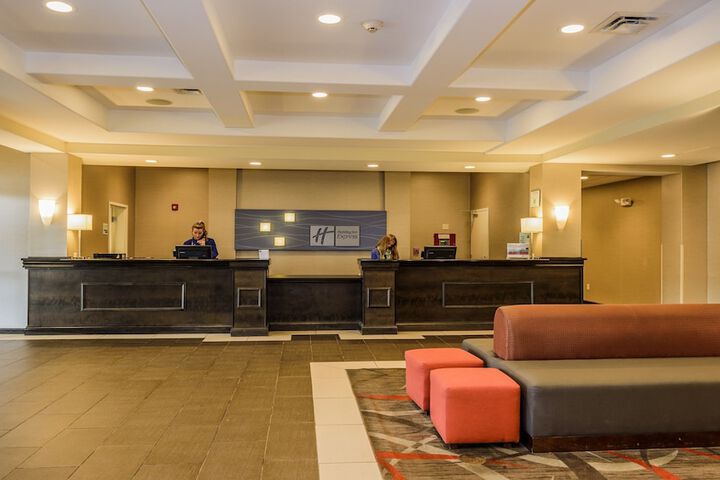 Holiday Inn Express Bradford, An IHG Hotel - thumb 5