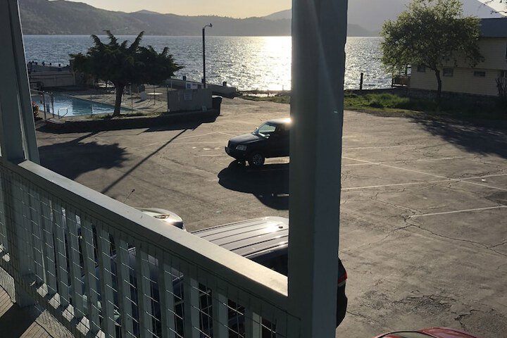 Lamplighter Motel - thumb 4