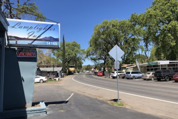 Lamplighter Motel - thumb 0