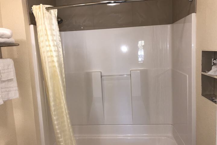 Lamplighter Motel - thumb 5