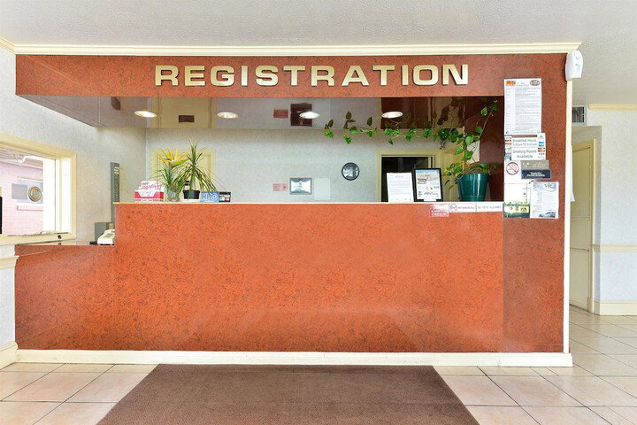 Americas Best Value Inn & Suites South Boston - thumb 4