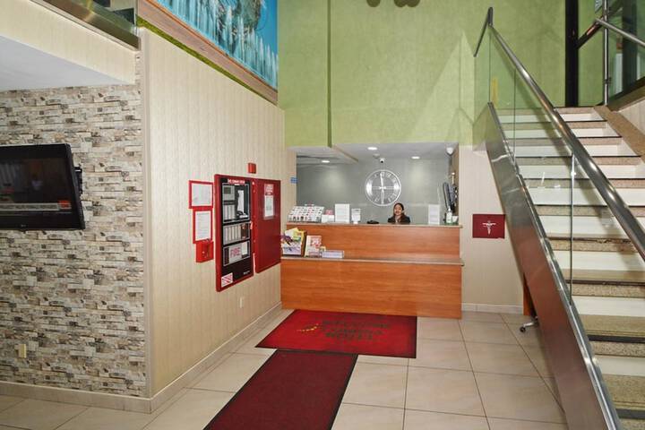 Corona Hotel - thumb 2