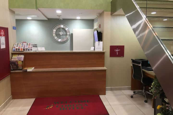 Corona Hotel - thumb 4