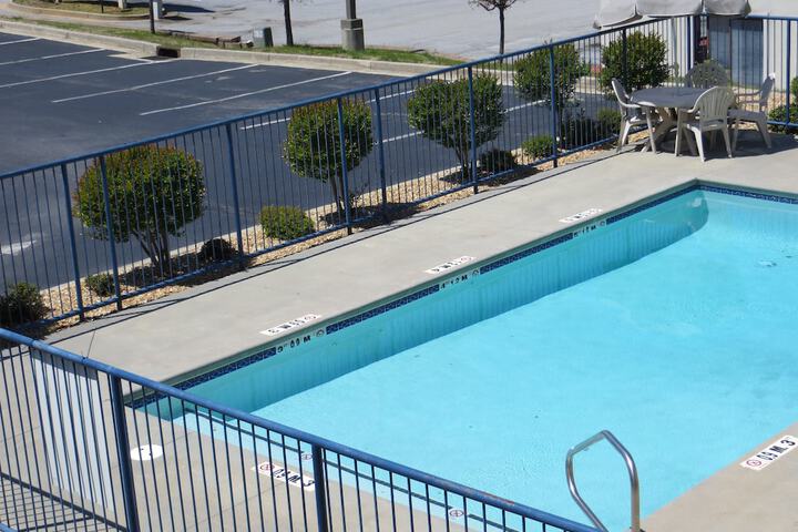 Econo Lodge Villa Rica - thumb 5