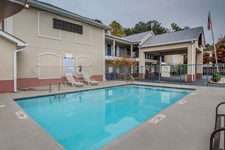 Econo Lodge Villa Rica - thumb 4