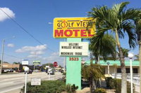 Golf View Motel