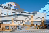 Baymont by Wyndham Minot