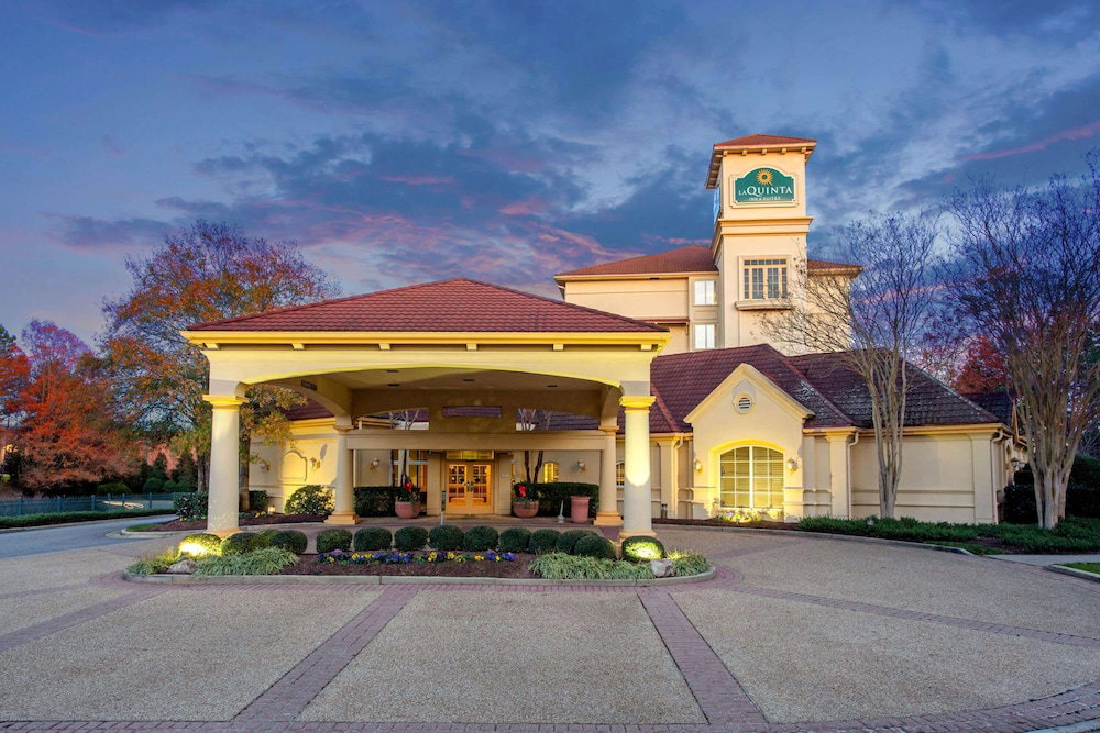 La Quinta Inn & Suites By Wyndham Raleigh Cary - thumb 0