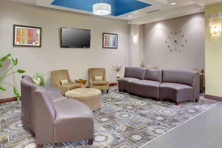 Holiday Inn Express Hotel & Suites Cross Lanes, An IHG Hotel - thumb 5