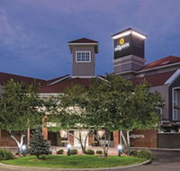 La Quinta Inn & Suites by Wyndham Denver Airport DIA - Tourism Bookings