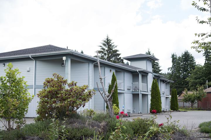 The Dew Drop Inn Motel - thumb 1