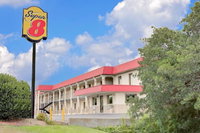 Super 8 by Wyndham Laurel