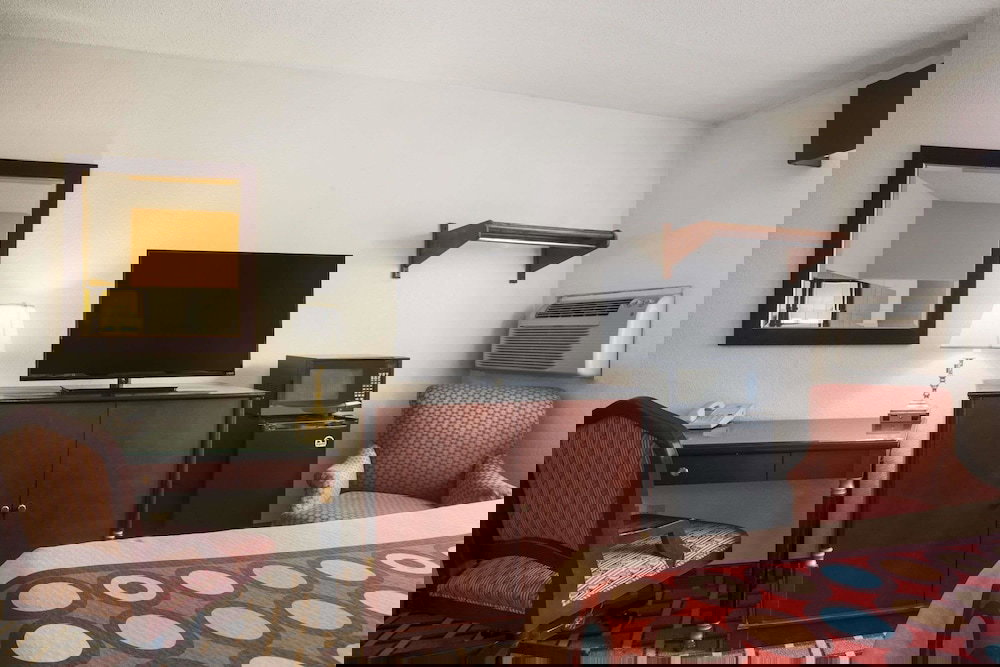 Super 8 By Wyndham Brookville - thumb 2