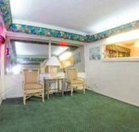 Reeds Motel - Students Accommodation