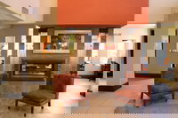 Holiday Inn Express Pittsburgh East - Mall Area an IHG Hotel