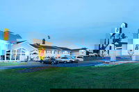 Super 8 by Wyndham Glenwood