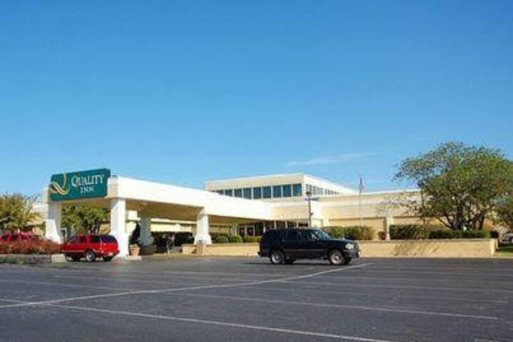 Quality Inn - thumb 5