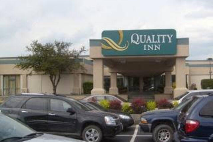 Quality Inn - thumb 2