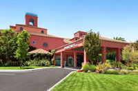 DoubleTree by Hilton Sonoma - Wine Country