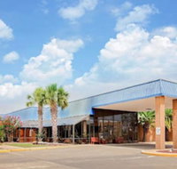 Days Inn by Wyndham Bay City - USA Accommodation