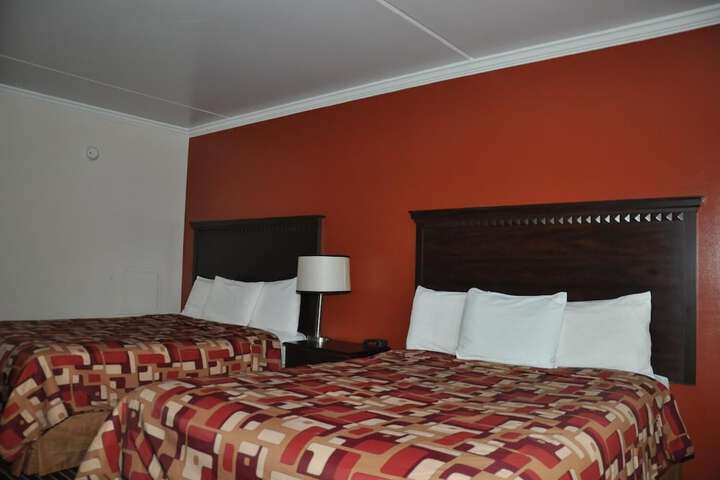 Budget Inn - thumb 6