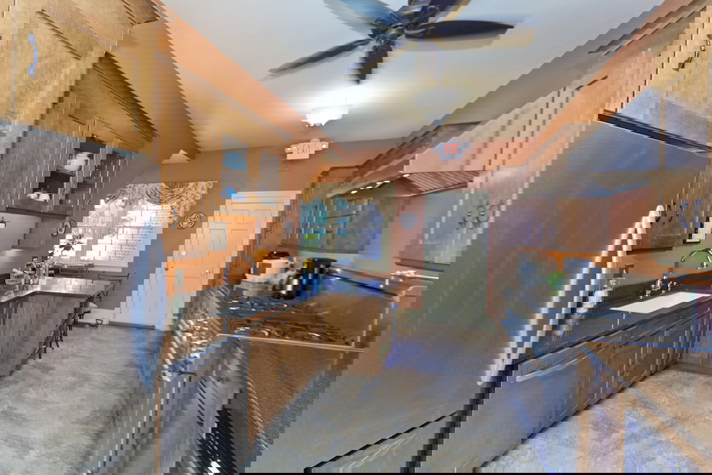 The Lily Inn - thumb 1