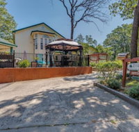 The Whispering Pines Inn Bed & Breakfast - Tourism Bookings