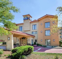 Days Inn  Suites by Wyndham Arlington Heights - Tourism Bookings