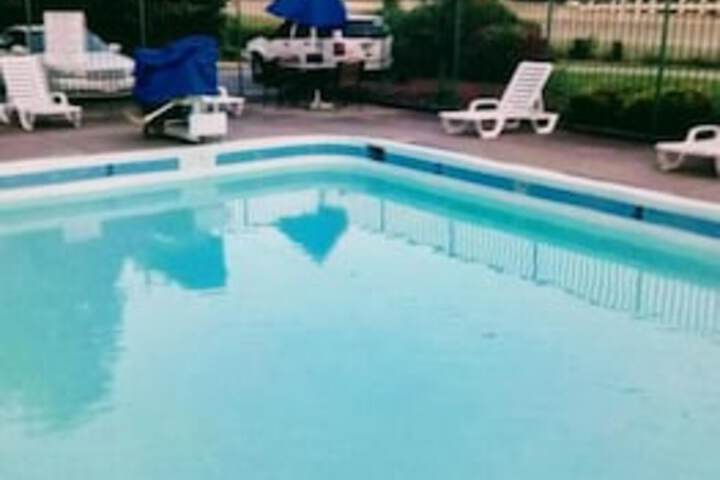 Red Carpet Inn Jeffersonville - thumb 6