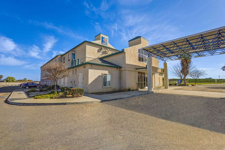 Motel 6 Lemoore, CA - thumb 3