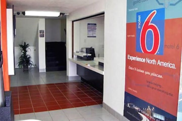 Motel 6 South Haven, KS - thumb 2