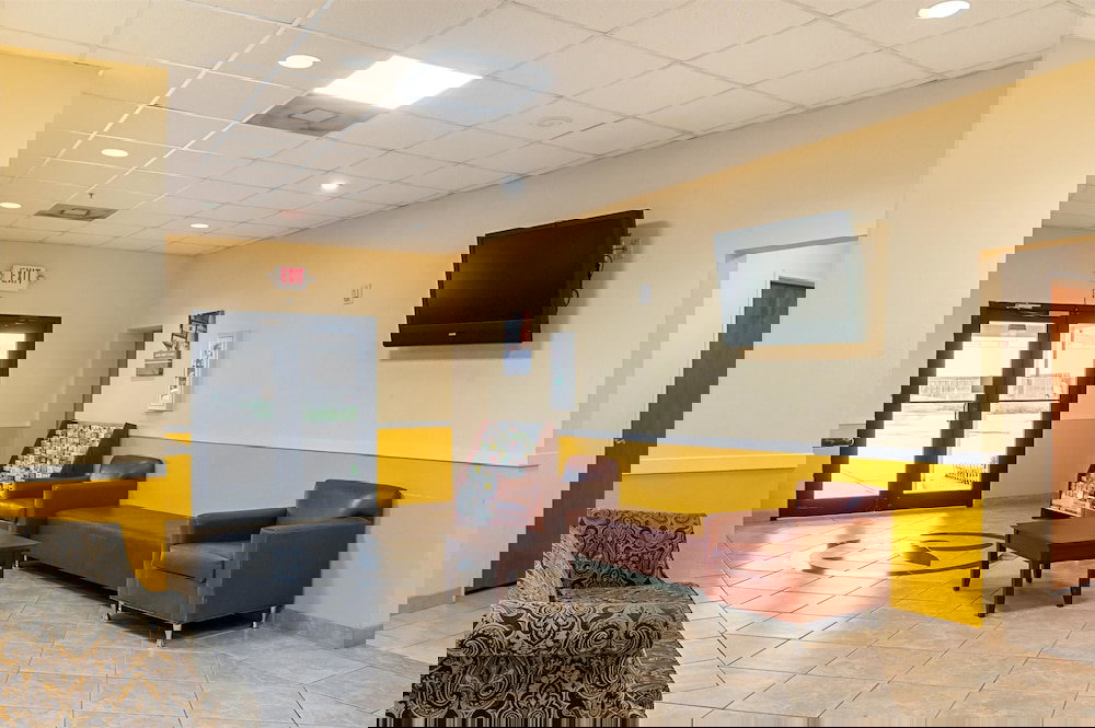 Motel 6 New Orleans, LA - Near Downtown - thumb 0